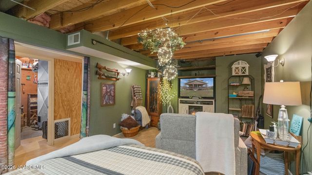 46 DEVONSHIRE ROAD, Eugene, MO 65032