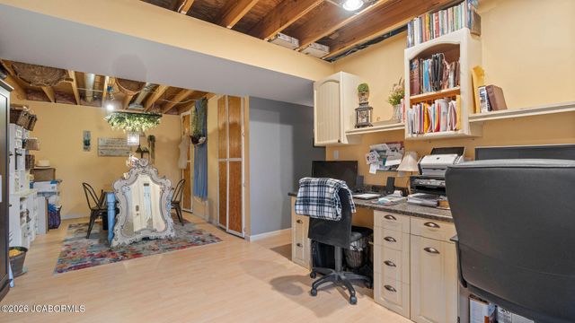 46 DEVONSHIRE ROAD, Eugene, MO 65032