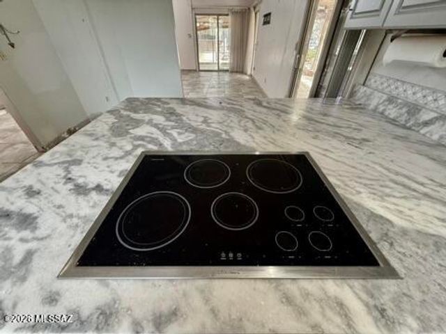 9118 N Eaglestone Loop, Tucson, AZ 85742