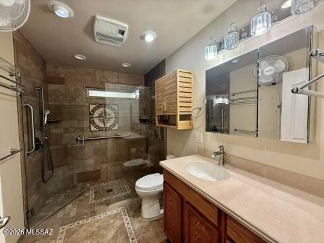 9118 N Eaglestone Loop, Tucson, AZ 85742