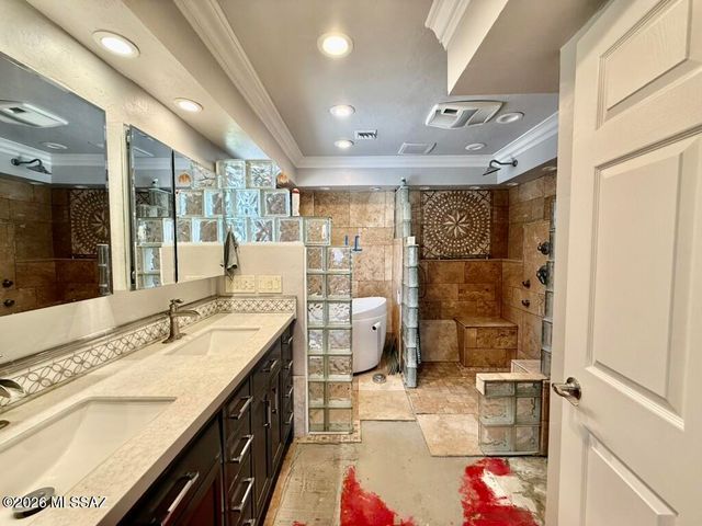 9118 N Eaglestone Loop, Tucson, AZ 85742