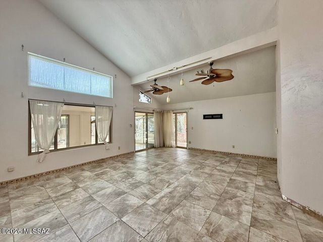 9118 N Eaglestone Loop, Tucson, AZ 85742