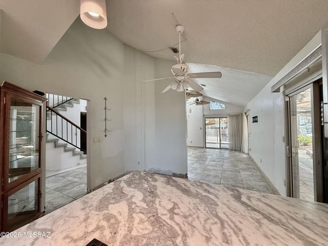 9118 N Eaglestone Loop, Tucson, AZ 85742