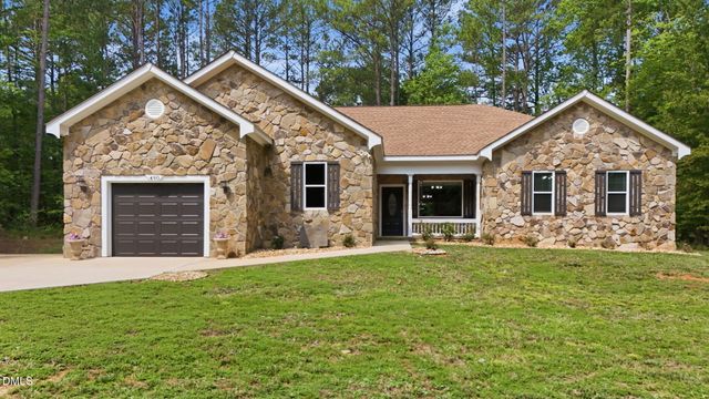 490 Shawnee Drive, Louisburg, NC 27549