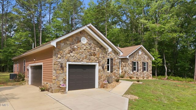 490 Shawnee Drive, Louisburg, NC 27549