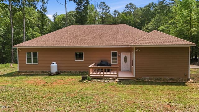 490 Shawnee Drive, Louisburg, NC 27549