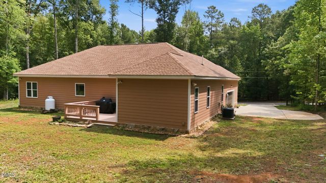 490 Shawnee Drive, Louisburg, NC 27549