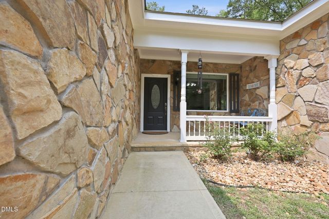 490 Shawnee Drive, Louisburg, NC 27549