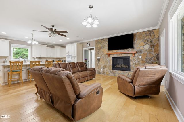 490 Shawnee Drive, Louisburg, NC 27549