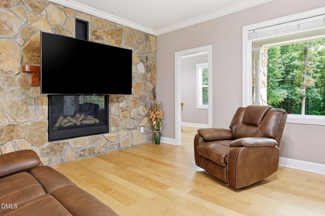 490 Shawnee Drive, Louisburg, NC 27549