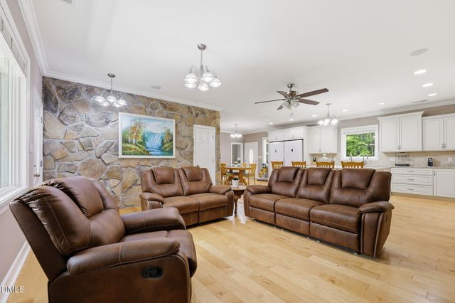 490 Shawnee Drive, Louisburg, NC 27549