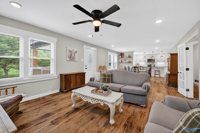 2605 Ready Section Road, Toney, AL 35773
