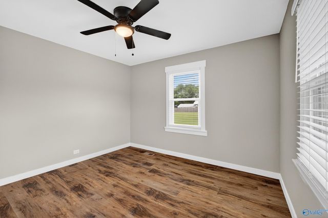 2605 Ready Section Road, Toney, AL 35773