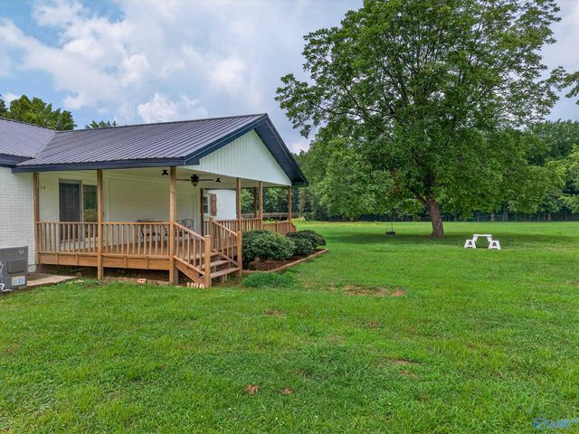 2605 Ready Section Road, Toney, AL 35773