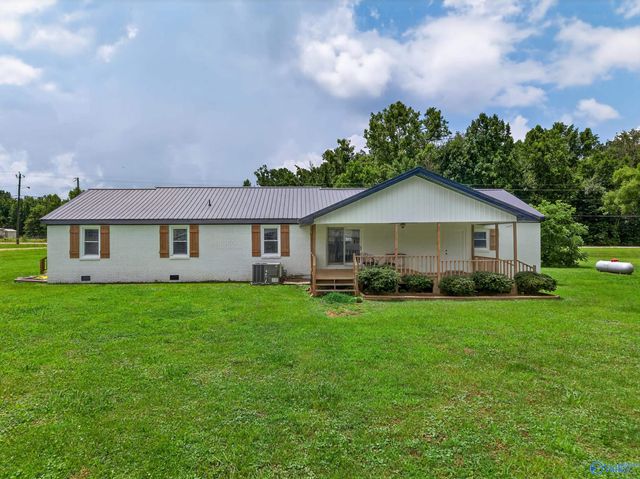 2605 Ready Section Road, Toney, AL 35773