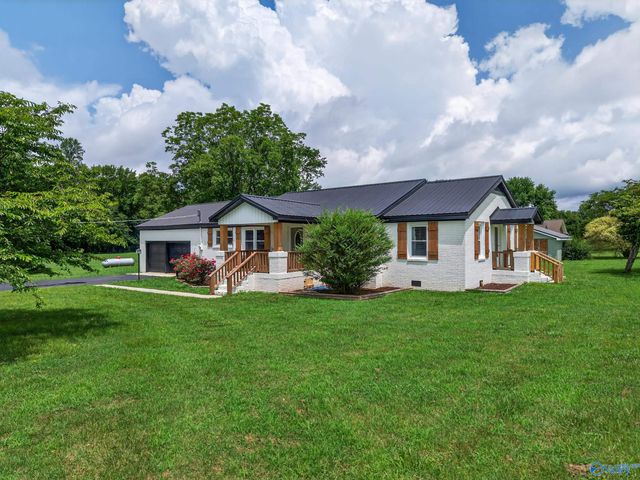 2605 Ready Section Road, Toney, AL 35773
