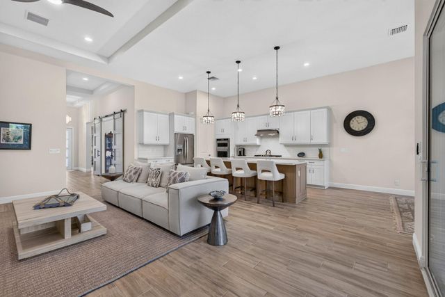 12424 Hammock Way, Palm Beach Gardens, FL 33412