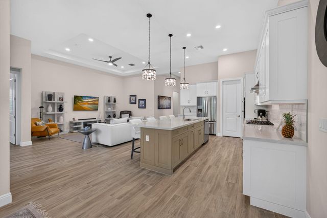 12424 Hammock Way, Palm Beach Gardens, FL 33412