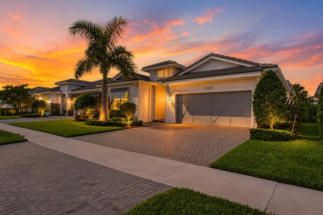 12424 Hammock Way, Palm Beach Gardens, FL 33412