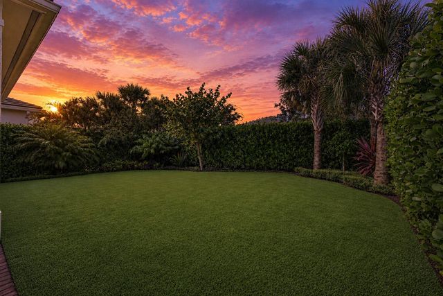 12424 Hammock Way, Palm Beach Gardens, FL 33412