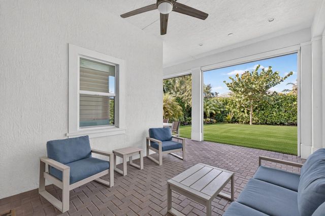 12424 Hammock Way, Palm Beach Gardens, FL 33412