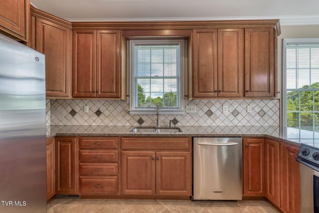 931 Shadyside Drive, Kingsport, TN 37663