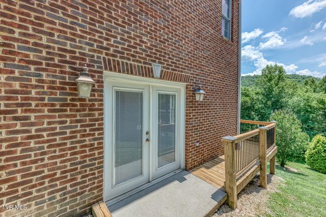 931 Shadyside Drive, Kingsport, TN 37663
