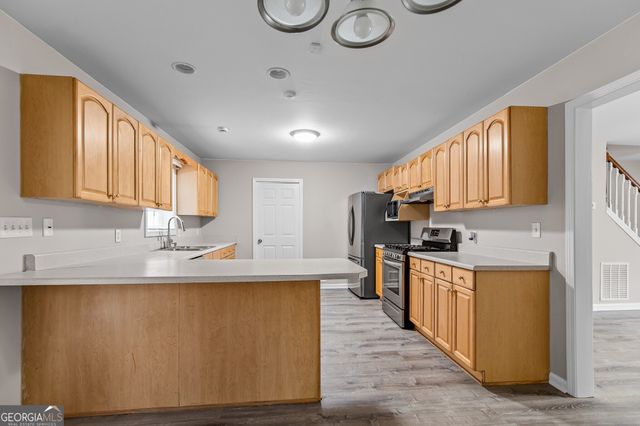 631 Saddlewood Drive, Lawrenceville, GA 30043