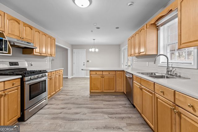 631 Saddlewood Drive, Lawrenceville, GA 30043