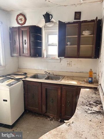 3980 2ND ST SW, Washington, DC 20032