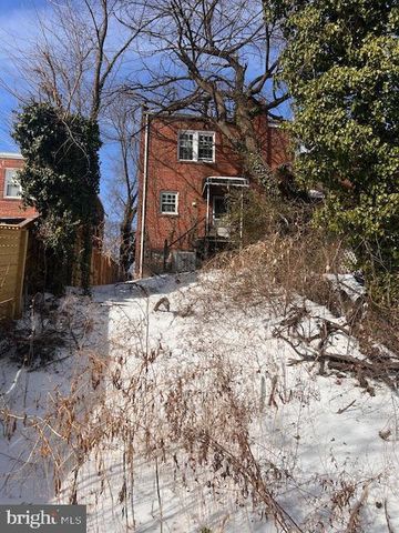 3980 2ND ST SW, Washington, DC 20032