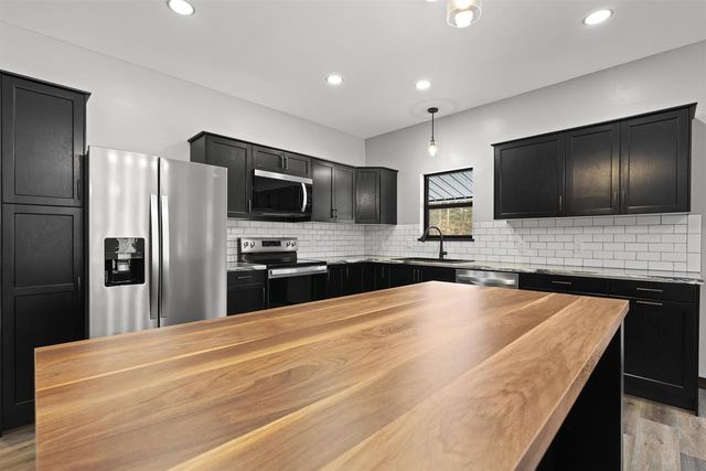 W11115 CTH W, Crivitz, WI 54114