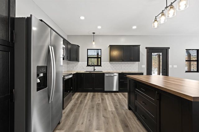 W11115 CTH W, Crivitz, WI 54114