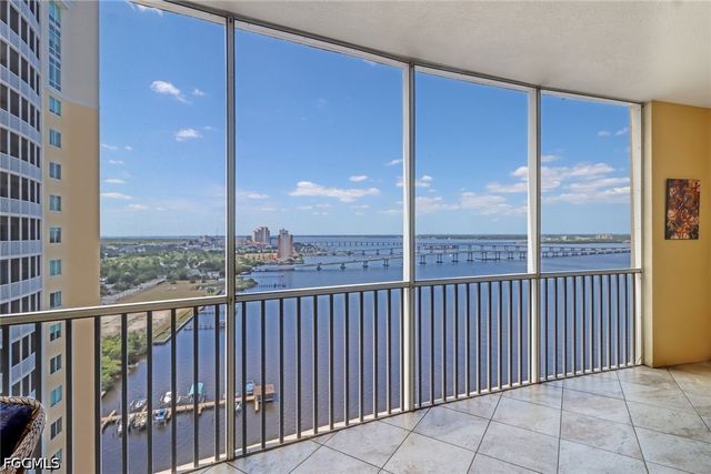 2745 1st ST 1903, Fort Myers, FL 33916