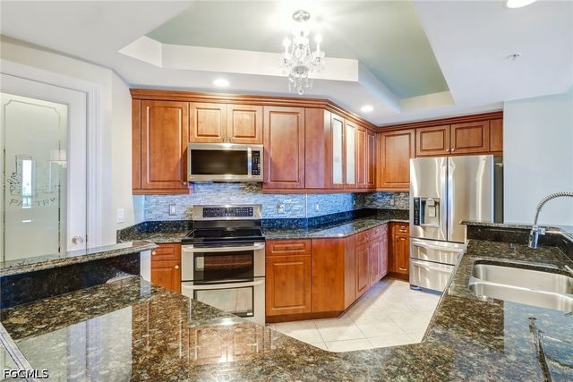 2745 1st ST 1903, Fort Myers, FL 33916