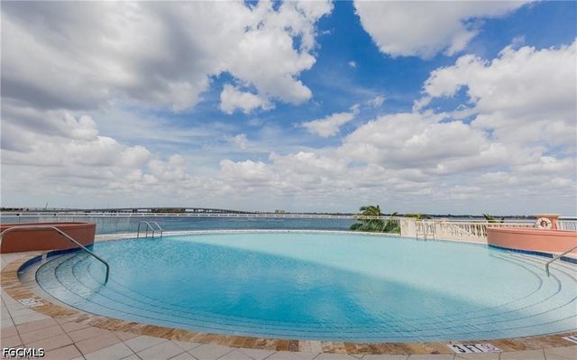 2745 1st ST 1903, Fort Myers, FL 33916