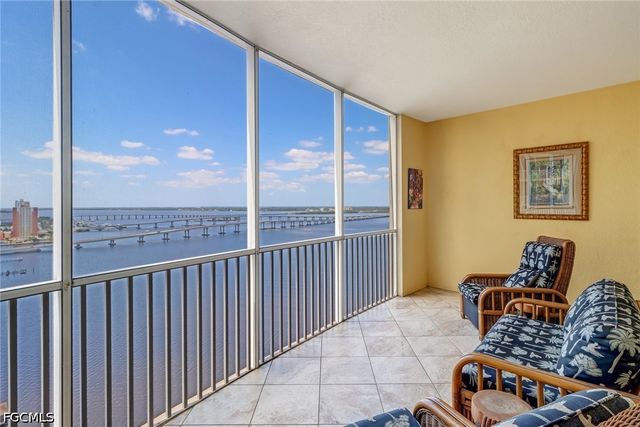 2745 1st ST 1903, Fort Myers, FL 33916