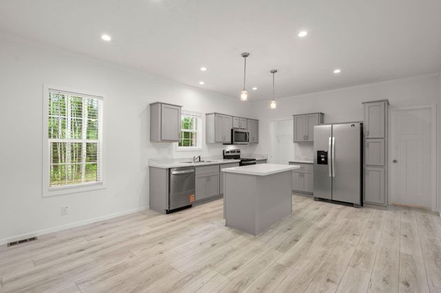 236 Gaines Circle, Cottageville, SC 29435