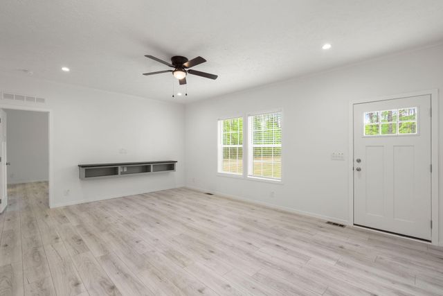 236 Gaines Circle, Cottageville, SC 29435