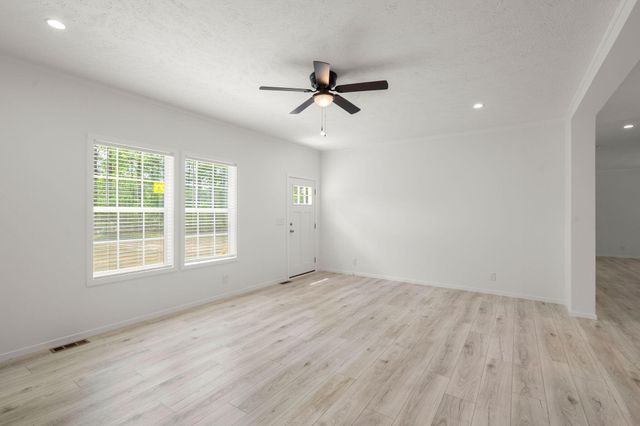 236 Gaines Circle, Cottageville, SC 29435