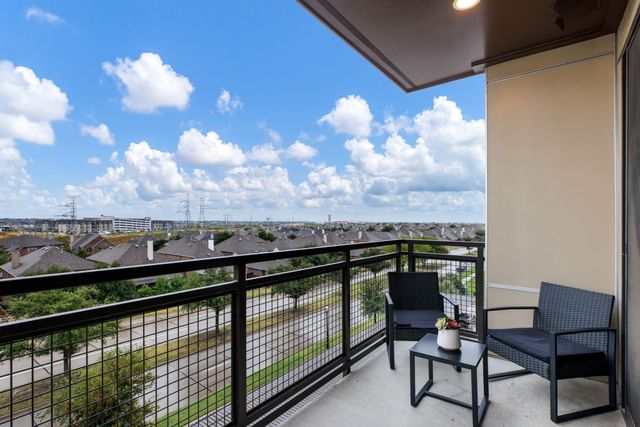 3517 Windhaven Parkway 2404, Lewisville, TX 75056