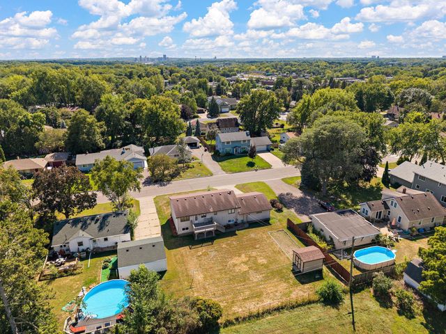 361 Eldridge Avenue E, Maplewood, MN 55117
