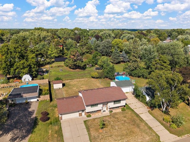 361 Eldridge Avenue E, Maplewood, MN 55117