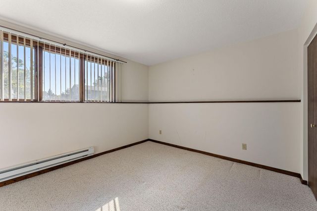 361 Eldridge Avenue E, Maplewood, MN 55117