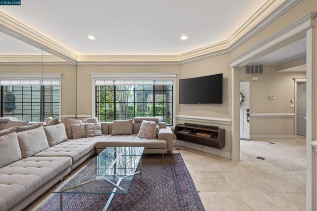 490 Eagle Valley Way, Danville, CA 94506