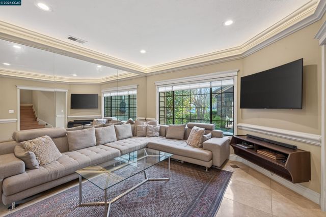 490 Eagle Valley Way, Danville, CA 94506