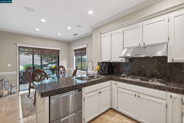 490 Eagle Valley Way, Danville, CA 94506