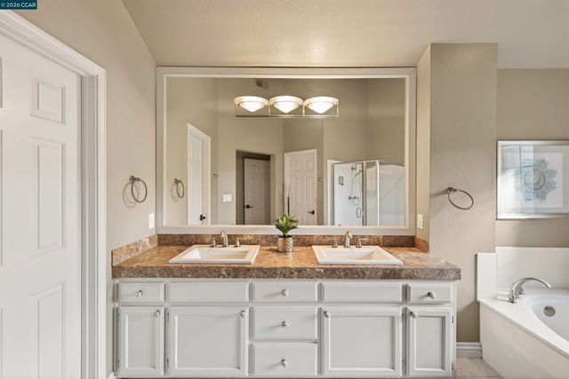 490 Eagle Valley Way, Danville, CA 94506