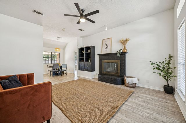 2900 Christopher Drive, Denton, TX 76209