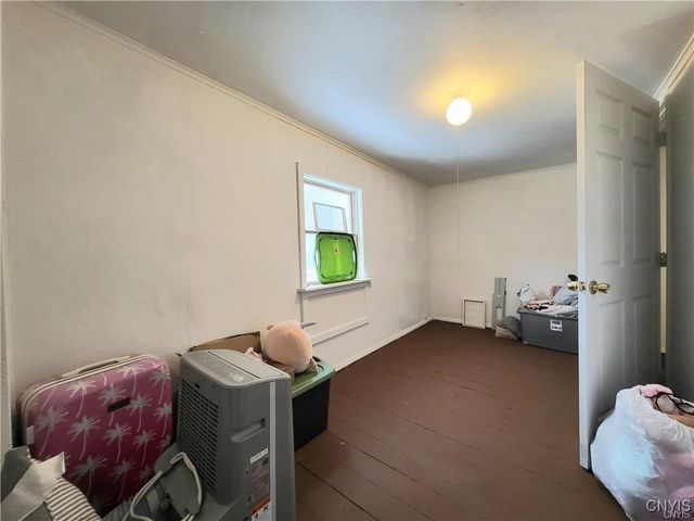 11 Barber Street, Auburn, NY 13021